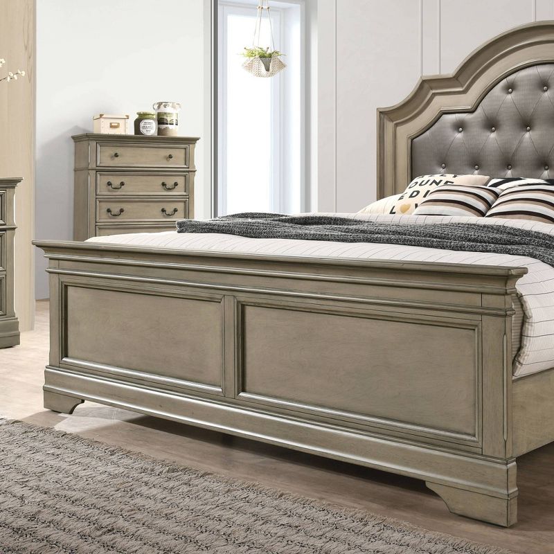 Platinum Elegance 5PC Collection | FREE Nightstand