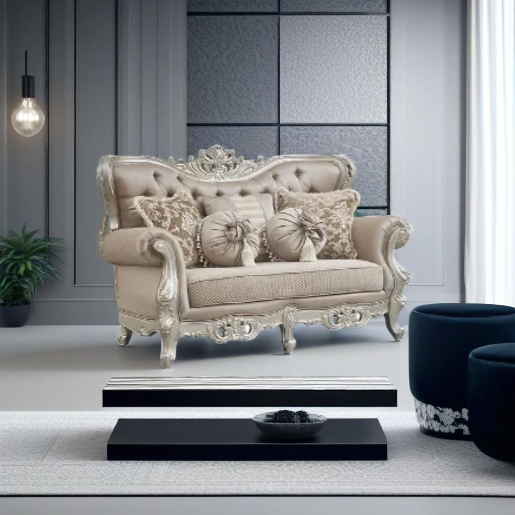 Queen of Prussia Love Seat