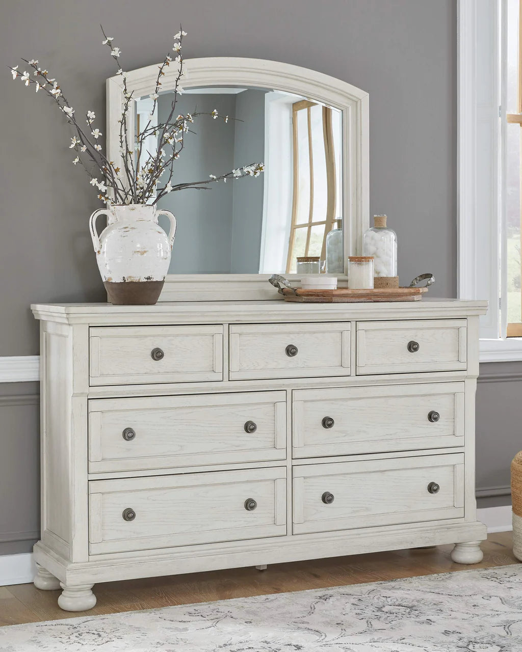 New Hampshire 5PC Queen Collection - Free Night Stand