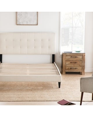 Hampton Tufted Bedframe