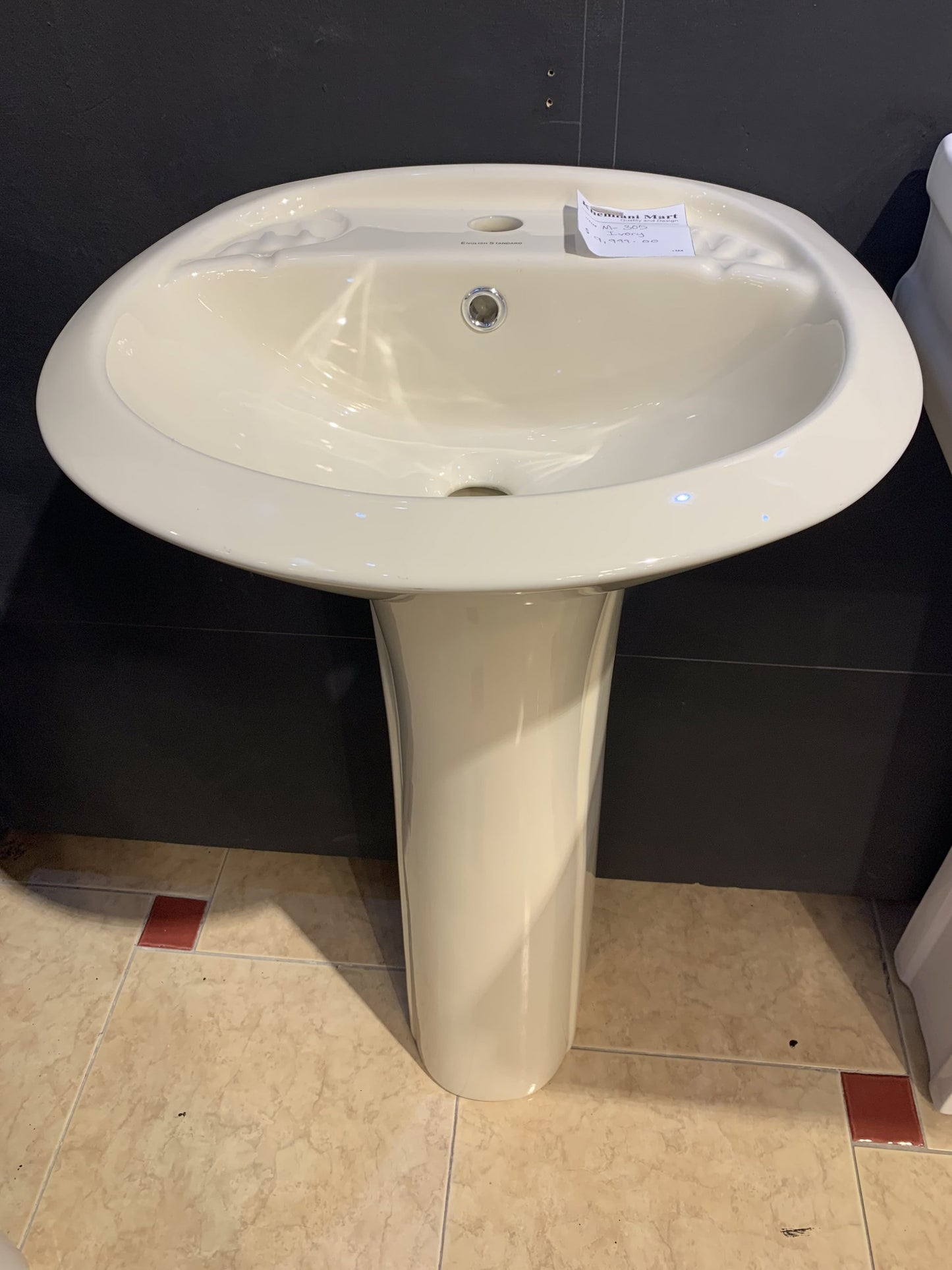 M-305 Pedestal Basin - Ivory