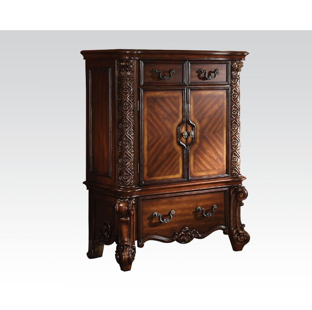 Vendome Chest